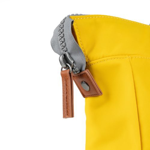 ORI BANTRY B MEDIUM NYLON MUSTARD ZIP