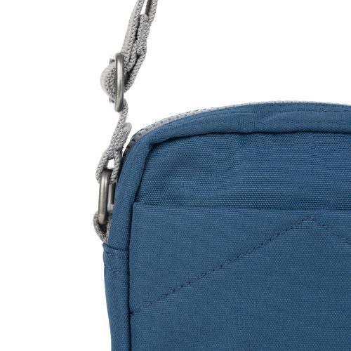 ORI BOND A CANVAS DEEPBLUE HARDWARE