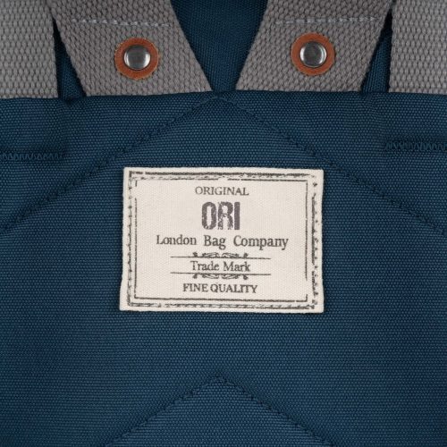 ORI FINCHLEY A CANVAS MEDIUM PACIFIC LABEL