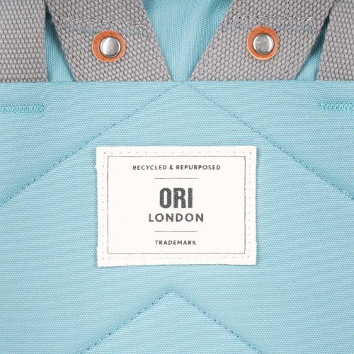 ORI FINCHLEY A MEDIUM CANVAS SPEARMINT LABEL