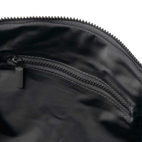 ORI Luton AllBlack Cranberry InsideZip