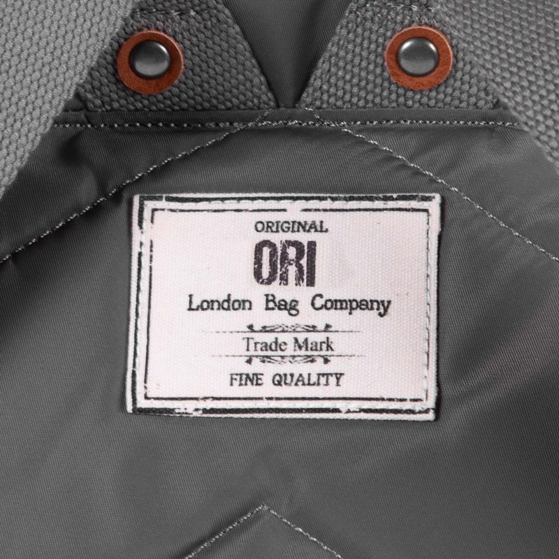 Ori Bantry B Medium Graphite Label