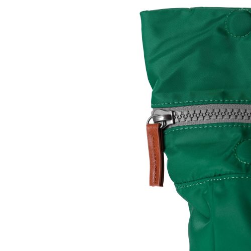 Ori Canfield B Medium Nylon Emerald Zip