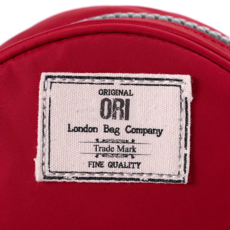 Ori Paddington D Small Cranberry Label