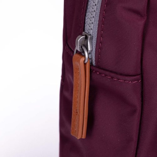 Ori Willesden B Small Plum Zip